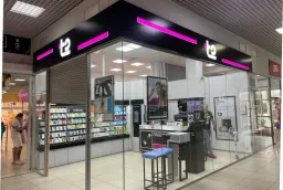 Ребрендинг сети салонов связи «T2» в Кировской области фото