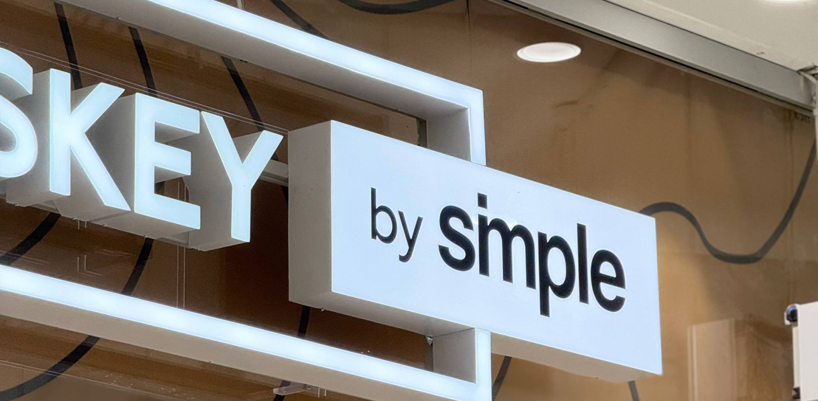 Световые объемные буквы для наружной рекламы фото